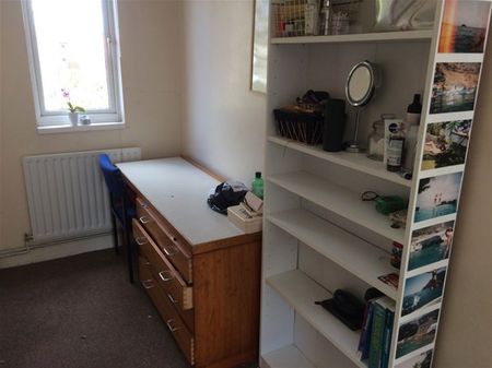 East Avenue, Oxford, Oxford - Photo 2