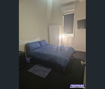 UNIQUE PROPERTY CATERING FOR PROFESSIONALS & BUSINESSES - Photo 5