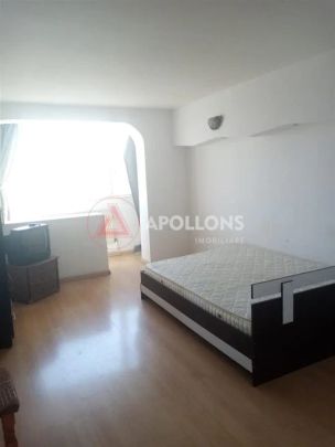 Apartament, 3 camere decomandat, Bacau, zona Orizont - Fotografie 1