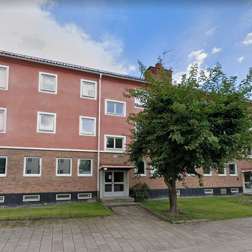 Fjärdhundragatan, Enköping - Foto 1
