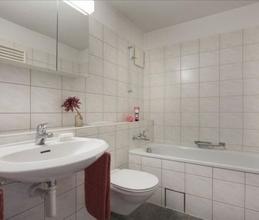 Dream apartment with lake view - Photo 4