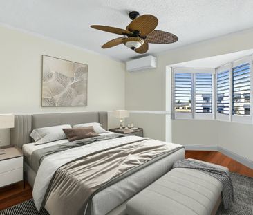 WATERFRONT PENTHOUSE - Photo 4