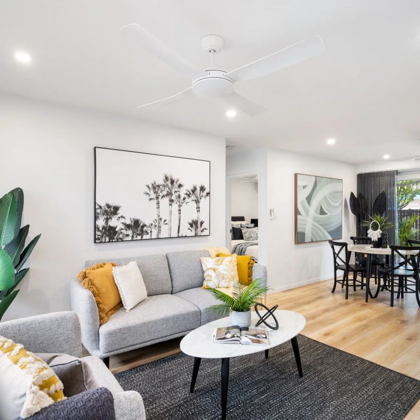 Unfurnished modern apartment - Photo 1