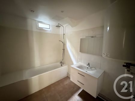 Location Appartement 3 pièces 82m² CALLELONGUE 8ème - Photo 3