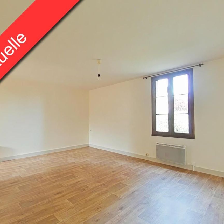 Location Appartement 1 pièce 32m² LOUDUN 86200 - Photo 1