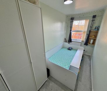 3 bedroom mews to rent - Photo 5