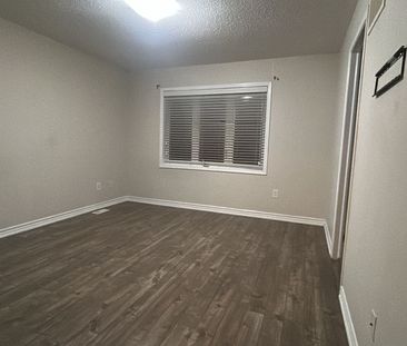 For Lease - 14 Lothbury Drive, Brampton, Ontario - Photo 5