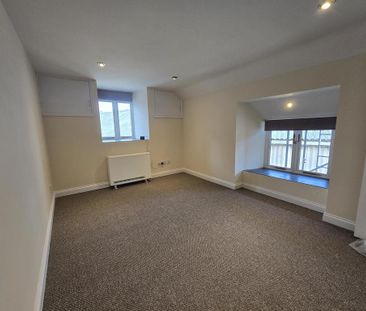 2 bedroom maisonette to rent - Photo 3