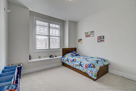 For Lease - 231 Sixteen Mile Drive, Oakville, Ontario - Photo 5