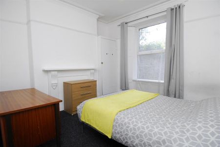 5 bedroom house to rent - Photo 3