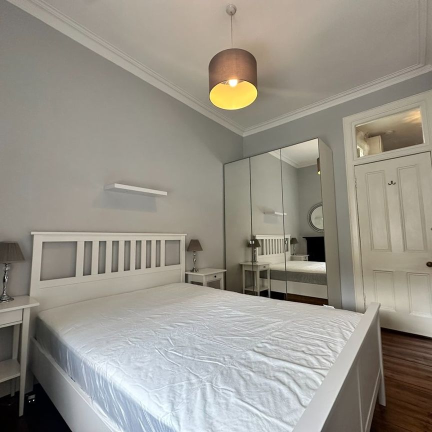 2 Bed Flat, Roseburn Place, EH12 - Photo 1