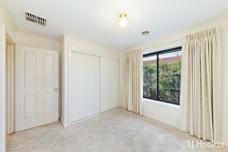 15 Saltbush Street, Harrison ACT, Belconnen - Photo 5