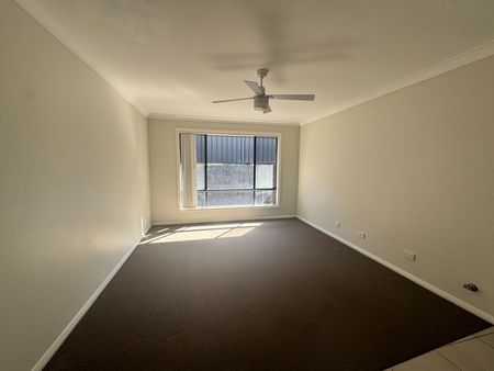 Family Living In Cameron Park - Photo 3