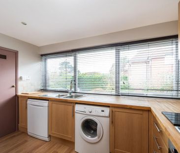 2 bedroom maisonette to rent - Photo 6