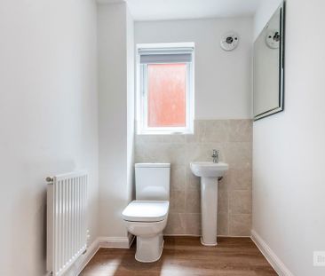 3 bedroom semi-detached house to rent - Photo 5