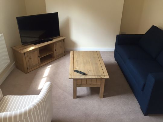 5 Bed Flat, North View, L7 - Photo 1