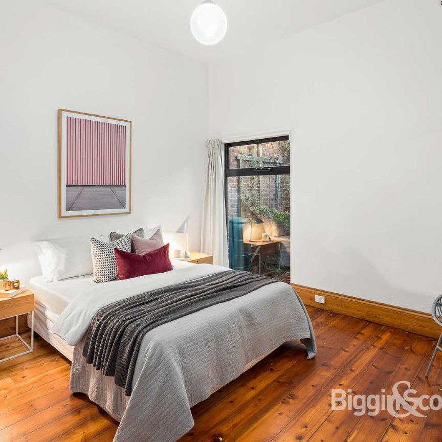 LUXURY LIVING MEETS URBAN CHARM ON ROWENA PARADE - Photo 1