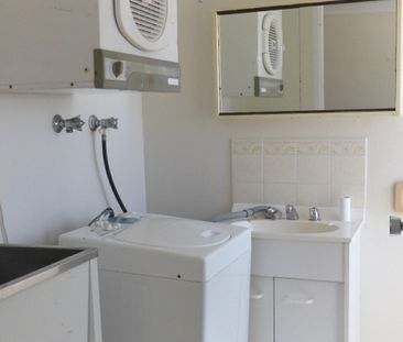 One Bedroom Unit with Carport - Photo 3