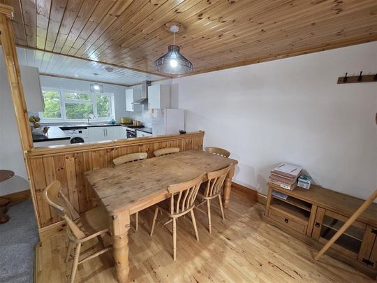2 bedroom detached bungalow to rent - Photo 1