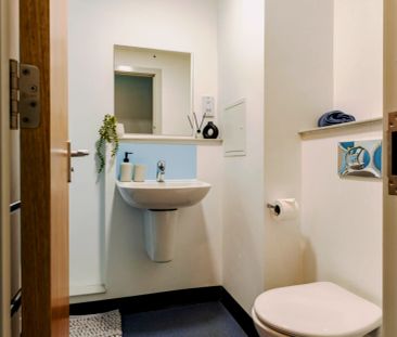 Classic Ensuite - Photo 4