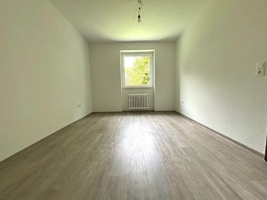 Ruhige Wohngegend: Frisch renovierte 2-Zimmer Wohnung - Foto 1