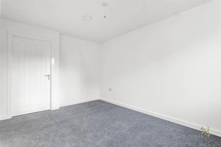 2 bedroom semi-detached house to rent - Photo 3