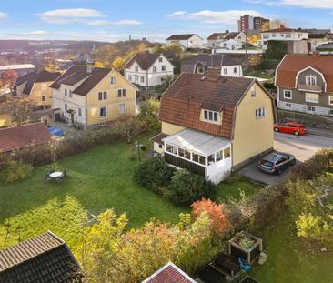 Elsebergsgatan, Uddevalla - Photo 1