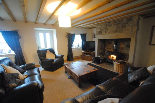 2 bedroom house to rent - Photo 1