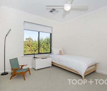Modern 3-Bedroom Home In Queenstown - Photo 4