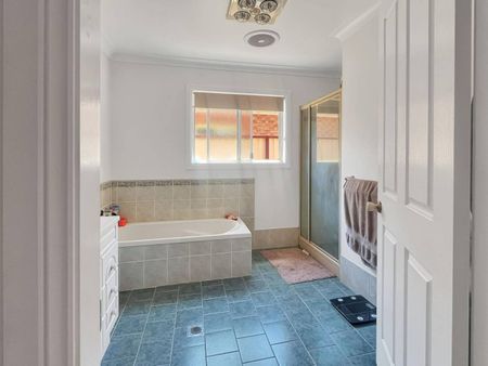 Move-in ready Townhouse - Photo 5