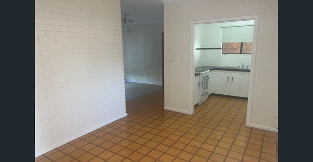 Tidy 3 bedroom house in Wallaroo - Photo 1