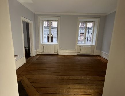 Regeringsgatan 90 - Photo 1