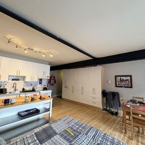 Loft entièrement meublé à louer Vieux-Québec juillet 2026 - Photo 2