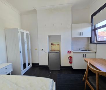 4/1 Johnston Street, Annandale NSW 2038 - Apartment For Rent | Domain - Photo 2