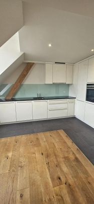 charmante 3.5 Zimmer-Maisonettewohnung in Zürich - Foto 1