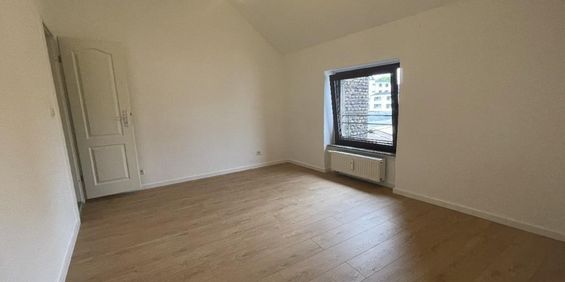 Gemütliche 1-Zimmer-Wohnung mit Einbauküche in zentraler Lage der Bonner Innenstadt! - Foto 3