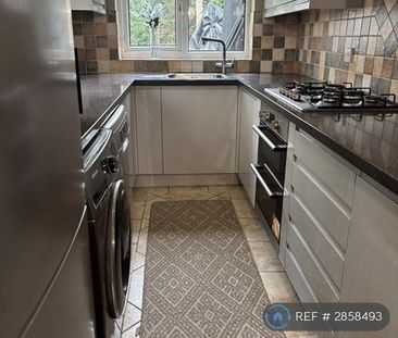 3 bedroom end of terrace house to rent - Photo 5