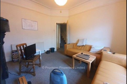 4 Bedroom Student House Hyde Park - Photo 1