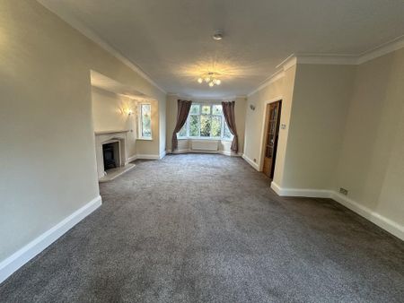 4 bedroom detached house to rent - Photo 2