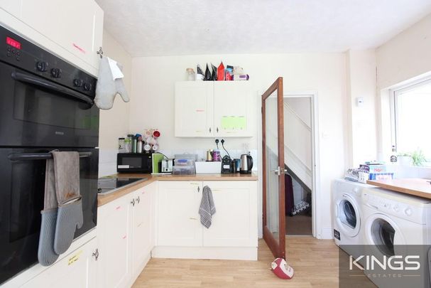 3 bedroom terraced house to rent - Photo 1