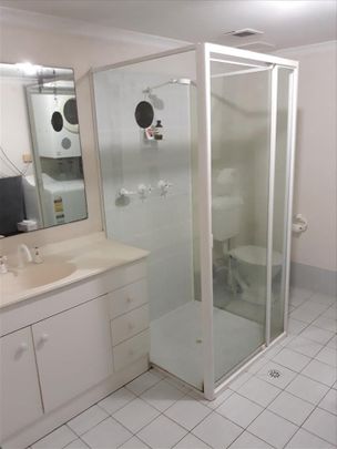 Alexandria - Photo 1