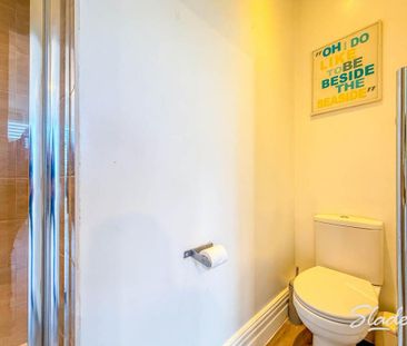 Studio to rent - Photo 6