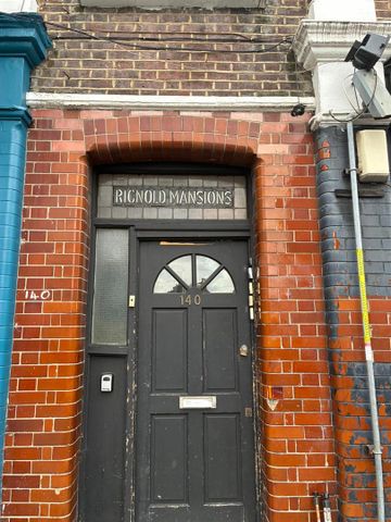 Stoke Newington Church Street, London N16 - Photo 2