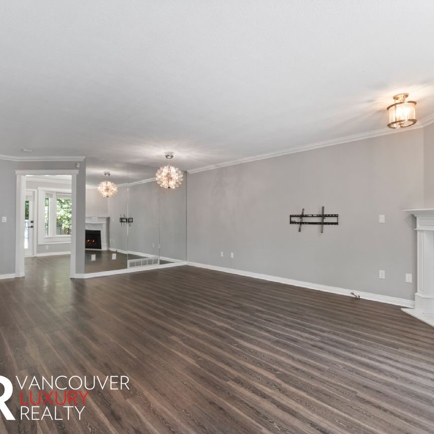 Townhouse in Burnaby, BC - Photo 1