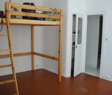 Location T1 28m² Marseille 13005 Timone - Photo 2