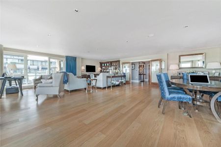 3 bedroom flat to rent - Photo 2