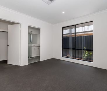 Brand New Dual Key Home in Beautiful Madora Bay – Be the First to M... - Photo 1