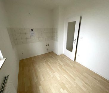 Einzugsbereit! Gute aufgeteilte 3-Zimmer-Wohnung in Wolfsburg Vorsf... - Photo 6