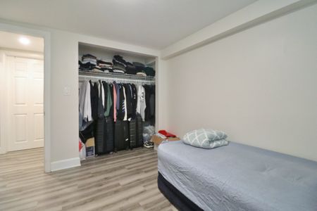 2465 Chasseur Ave #C - Photo 5