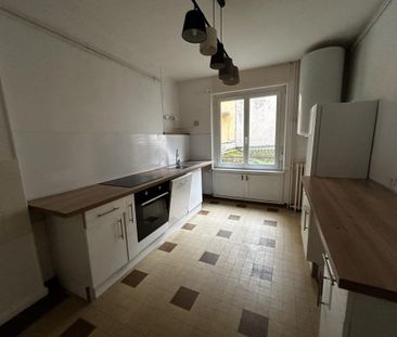 Location Appartement 4 pièces 90m² LE CREUSOT 71200 - Photo 5